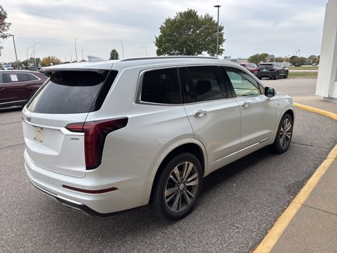 Used 2022 Cadillac XT6 Premium Luxury w/ Platinum Package image 4
