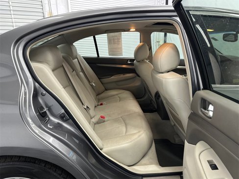 Used 2015 INFINITI Q40 w/ Navigation Package image 16