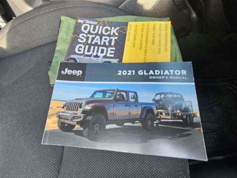 Used 2021 Jeep Gladiator Overland w/ Cold Weather Group image 23