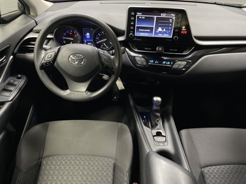 Certified 2020 Toyota C-HR LE image 30