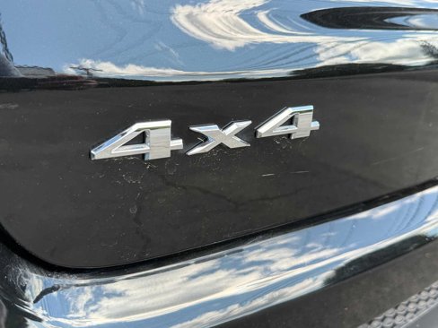 Used 2023 Jeep Compass Sport image 23
