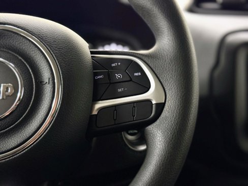 Used 2020 Jeep Renegade Sport w/ Sport Appearance Group image 19