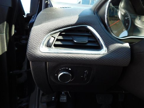 Used 2018 Chevrolet Cruze LS image 23