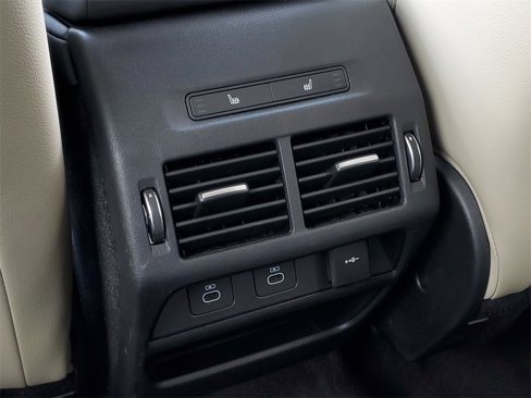 Used 2024 Land Rover Discovery Sport S image 32