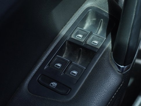 Used 2015 Volkswagen Golf TDI SEL w/ Lighting Package (SEL) image 13