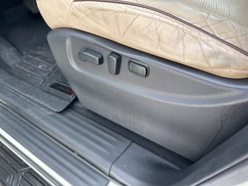 Used 2018 Nissan Armada SL w/ Moonroof Package image 11