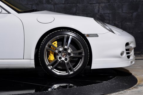 Used 2013 Porsche 911 Turbo S image 21