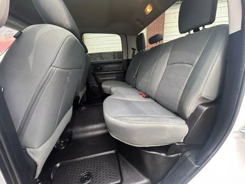 Used 2016 RAM 2500 Tradesman w/ Chrome Appearance Group image 31