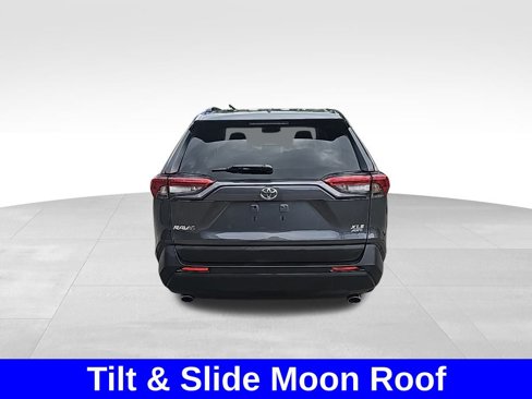 Used 2020 Toyota RAV4 XLE image 6