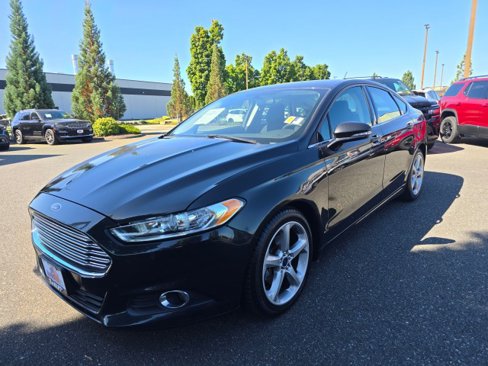 Used 2015 Ford Fusion SE w/ Equipment Group 201A image 8