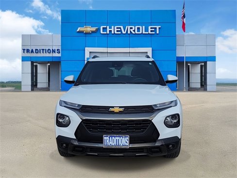 Certified 2023 Chevrolet TrailBlazer ACTIV w/ Sun and Liftgate Package image 3