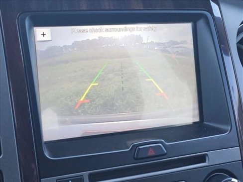 Used 2016 Ford Expedition Platinum image 14