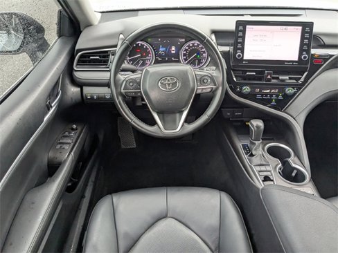 Used 2023 Toyota Camry XLE image 15