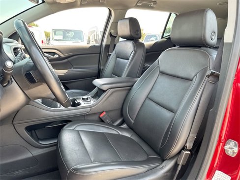 Used 2023 GMC Acadia SLT image 11