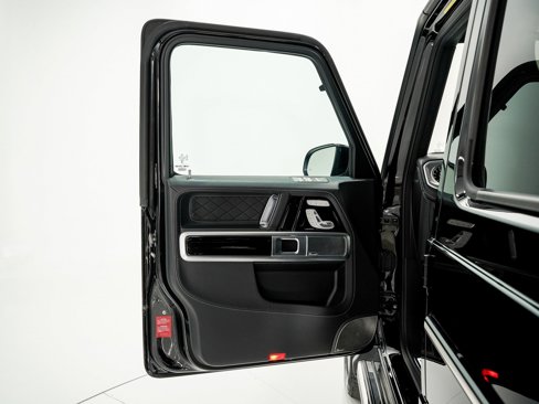 Used 2023 Mercedes-Benz G 550 image 10