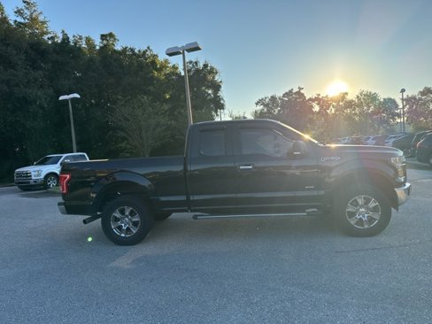 Used 2015 Ford F150 XLT w/ Equipment Group 302A Luxury image 7
