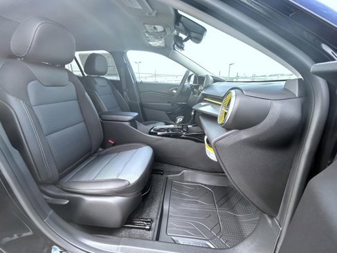 New 2026 Chevrolet Trax LT w/ Driver Confidence Package image 16