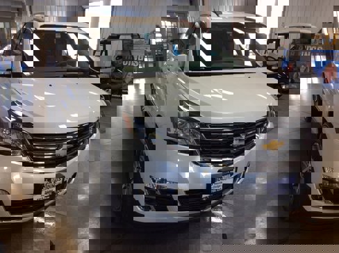 Used 2016 Chevrolet Traverse LT image 8