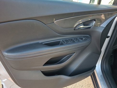 Certified 2020 Buick Encore Preferred w/ Safety Package image 12
