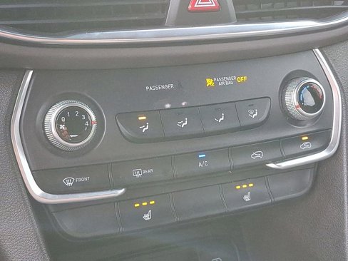 Used 2019 Hyundai Santa Fe SEL image 9