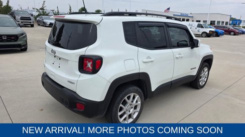 Used 2021 Jeep Renegade Latitude image 3