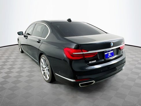 Used 2019 BMW 740i w/ Executive Package image 7