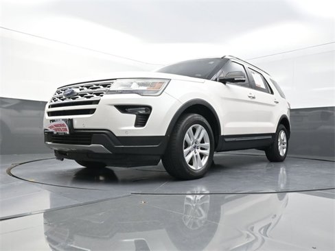 Used 2019 Ford Explorer XLT w/ Equipment Group 202A image 29