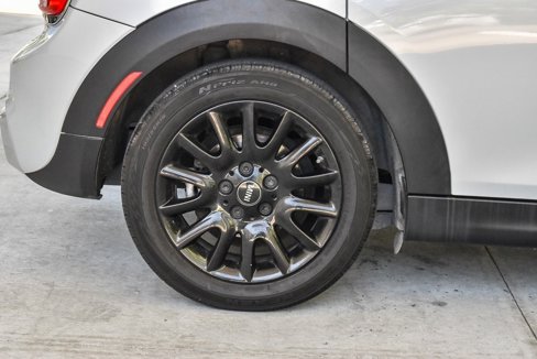Used 2016 MINI Cooper S image 11