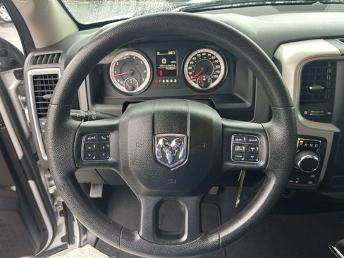 Used 2016 RAM 1500 Classic SLT image 16