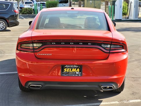 Certified 2022 Dodge Charger SXT image 6