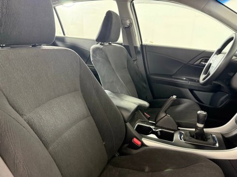 Used 2013 Honda Accord EX image 36