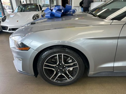 Used 2020 Ford Mustang Premium image 17