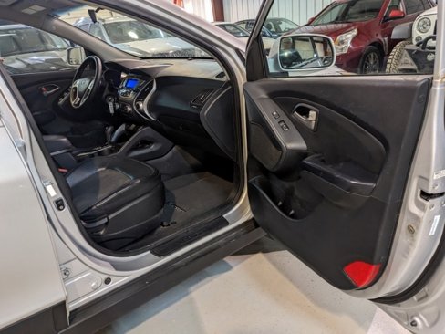 Used 2013 Hyundai Tucson Limited image 26