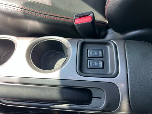 Used 2015 Nissan Juke SL image 15