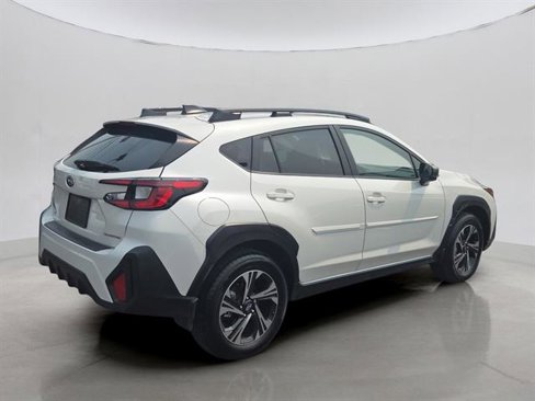 Used 2025 Subaru Crosstrek 2.5i Premium image 3