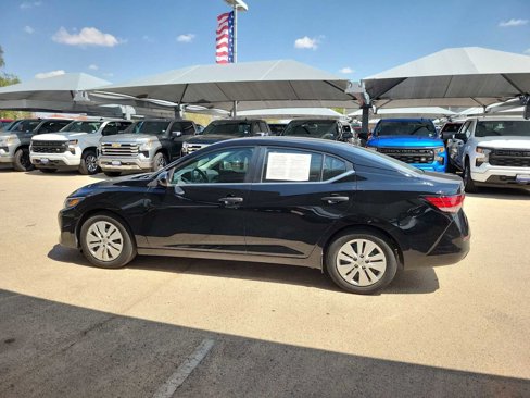 Used 2024 Nissan Sentra S image 3