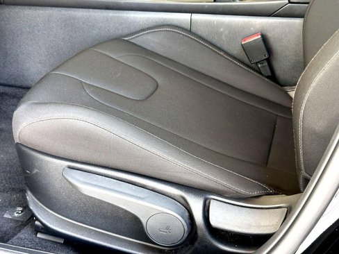 Used 2024 Hyundai Elantra SEL image 14