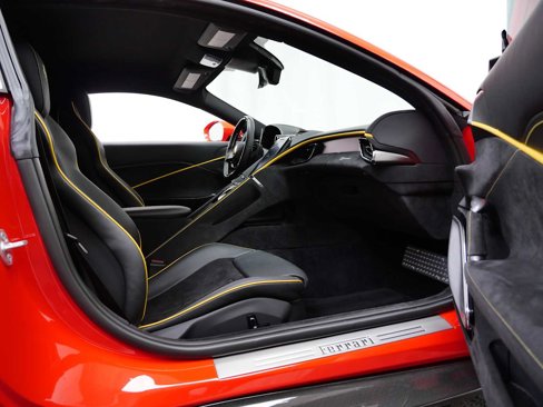 Certified 2023 Ferrari Roma image 12