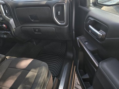 Used 2021 Chevrolet Silverado 1500 LT w/ Texas Edition Plus image 9