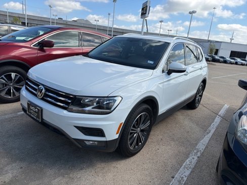 Used 2019 Volkswagen Tiguan SEL image 2