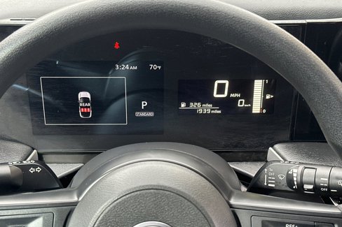 Used 2025 Nissan Kicks S w/ Charging Package image 28
