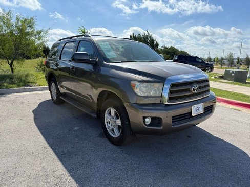 Used 2012 Toyota Sequoia SR5 image 3