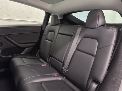 Used 2023 Tesla Model Y Long Range image 15