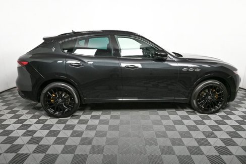 Certified 2022 Maserati Levante GT image 6