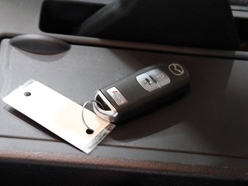 Used 2013 MAZDA MAZDA3 i Grand Touring image 17