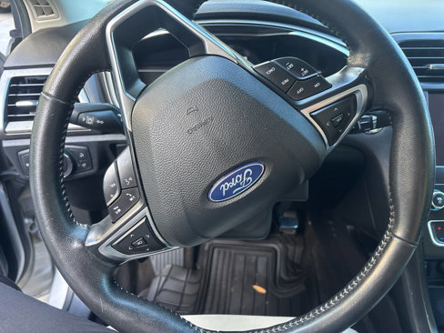 Used 2019 Ford Fusion SE w/ Equipment Group 151A image 10