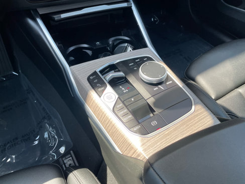 Used 2025 BMW 330i Sedan image 13