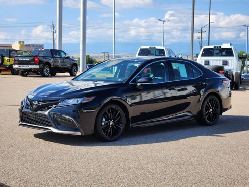 Used 2023 Toyota Camry XSE image 5