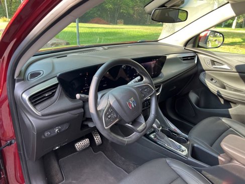 Used 2024 Buick Encore GX Sport Touring w/ Experience Buick Package image 13