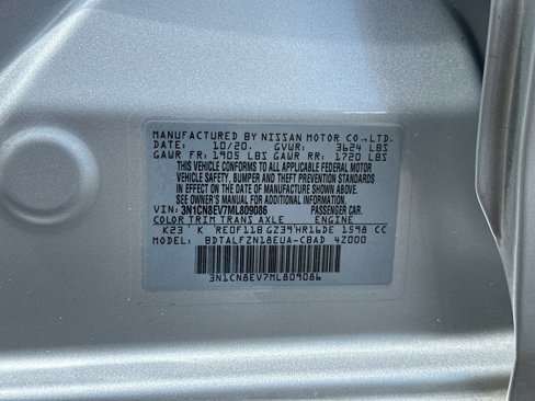 Certified 2021 Nissan Versa SV image 32